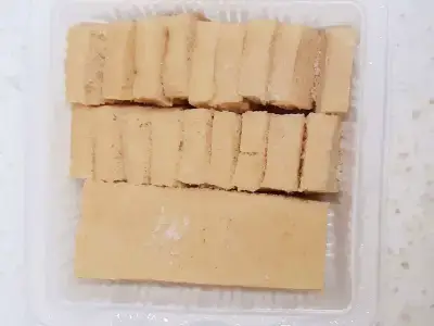 개봉-후-먹고-남은-두부-충전수-버리고-두부만-얼리기