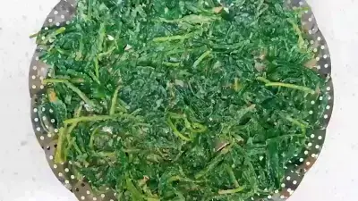 콩가루부추찜-식히기